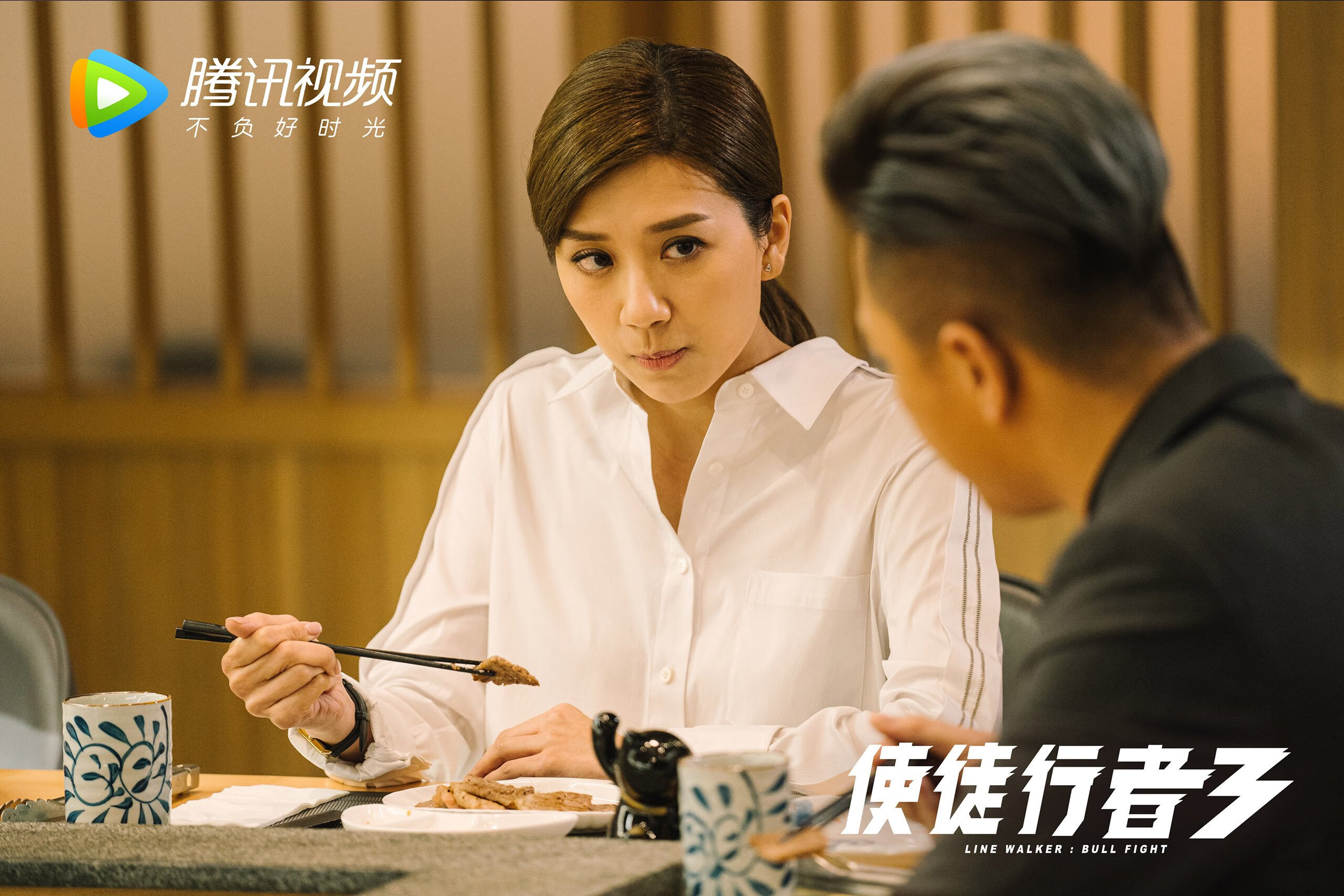 爱游戏中国官方网站平台-“青春荣光”青少年篮球纪录片在央视热播，讲述成长故事