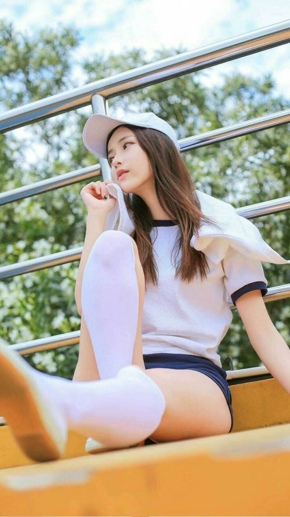 爱游戏体育app-体育圈亮点：女子足球场上的巅峰表现！，女子足球赛的作用