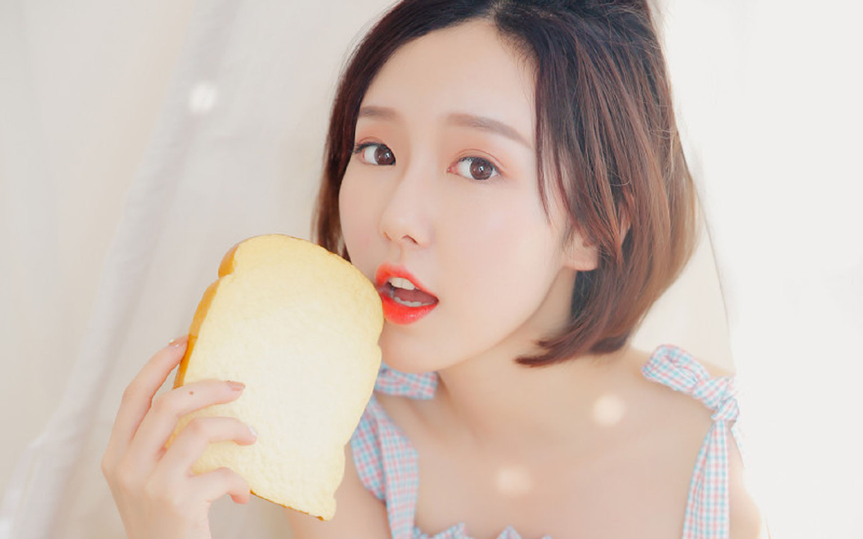 详细阅读:爱游戏平台-仰泳技术扎实摩纳哥保持优势,仰泳示范视频 爱游戏平台-仰泳技术扎实摩纳哥保持优势,仰泳示范视频