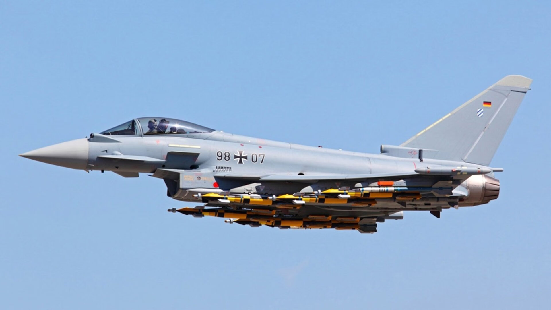 爱游戏登录入口-皇马青训不断创新，未来阵容令人期待