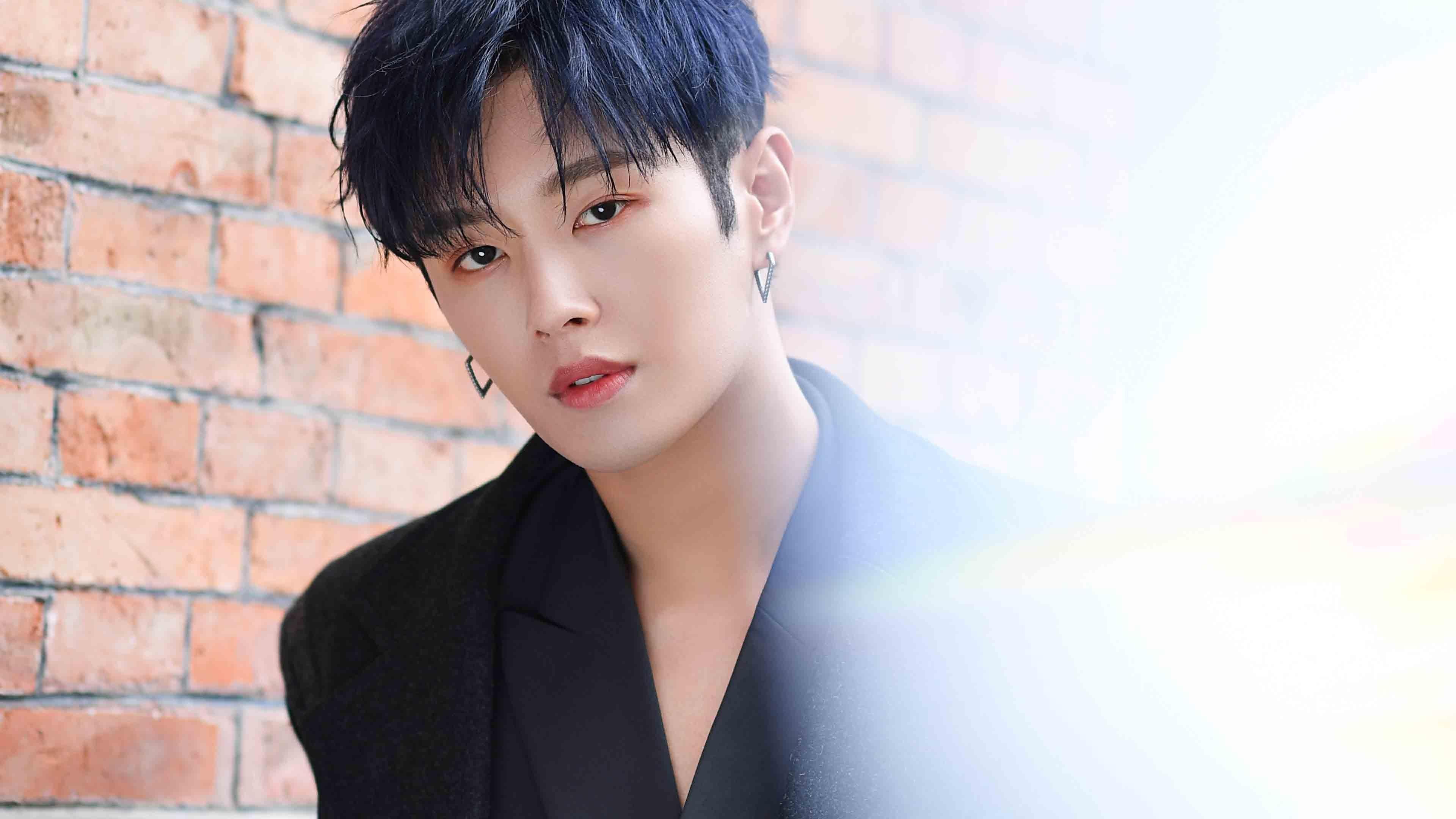 爱游戏娱乐-美洲杯壮观场面：明星演绎历史瞬间，美洲杯经典